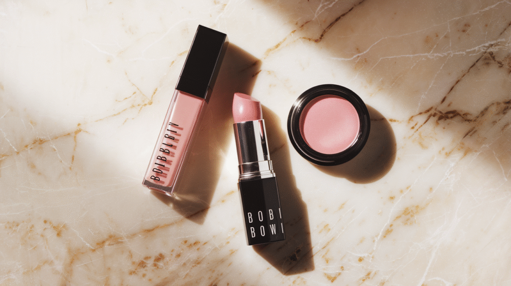 Baume teinté Bobbi Brown Extra Lip Tint et son packaging élégant